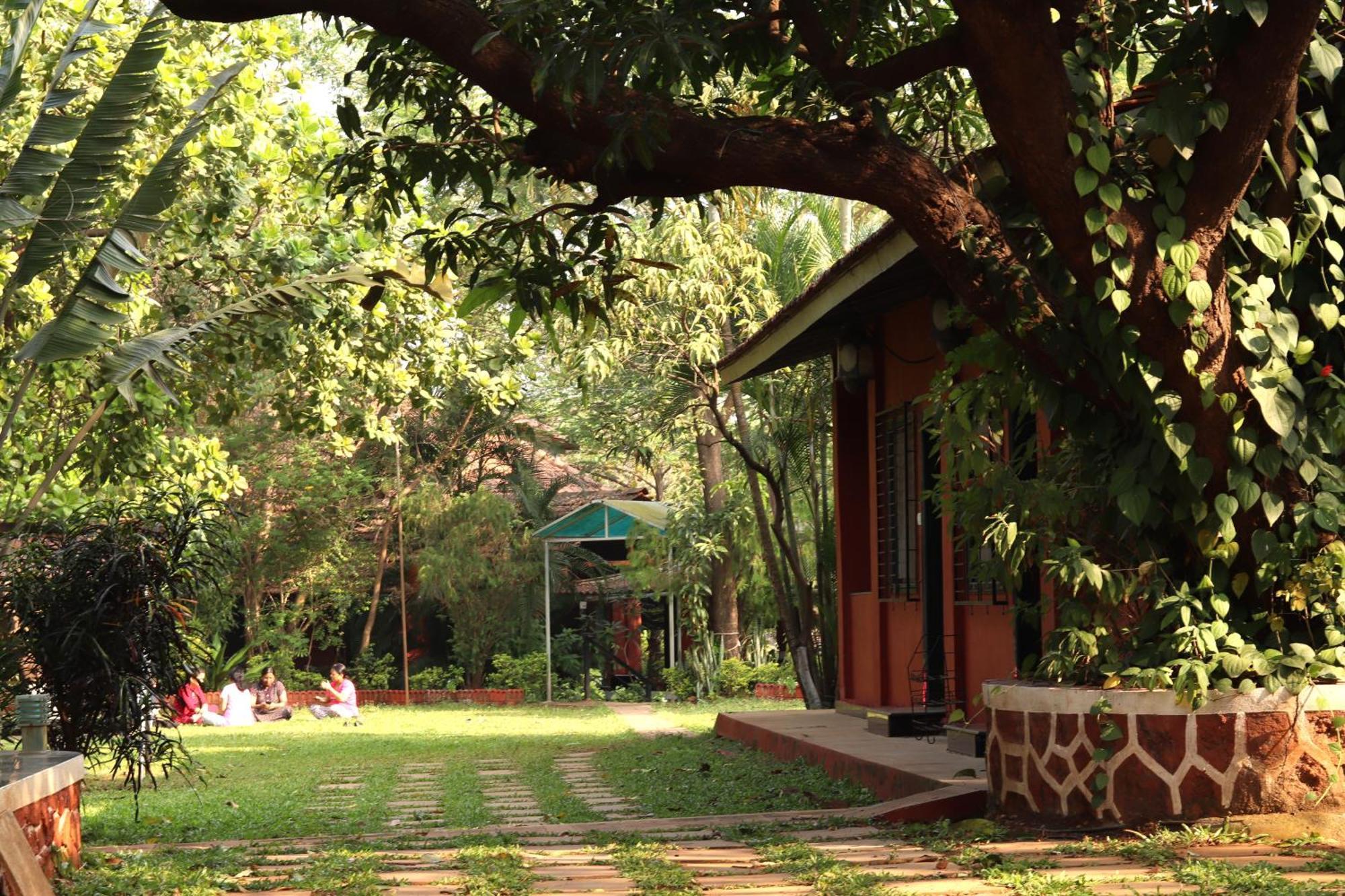 The Rippling Edge - River Front Property Karjat Exteriör bild