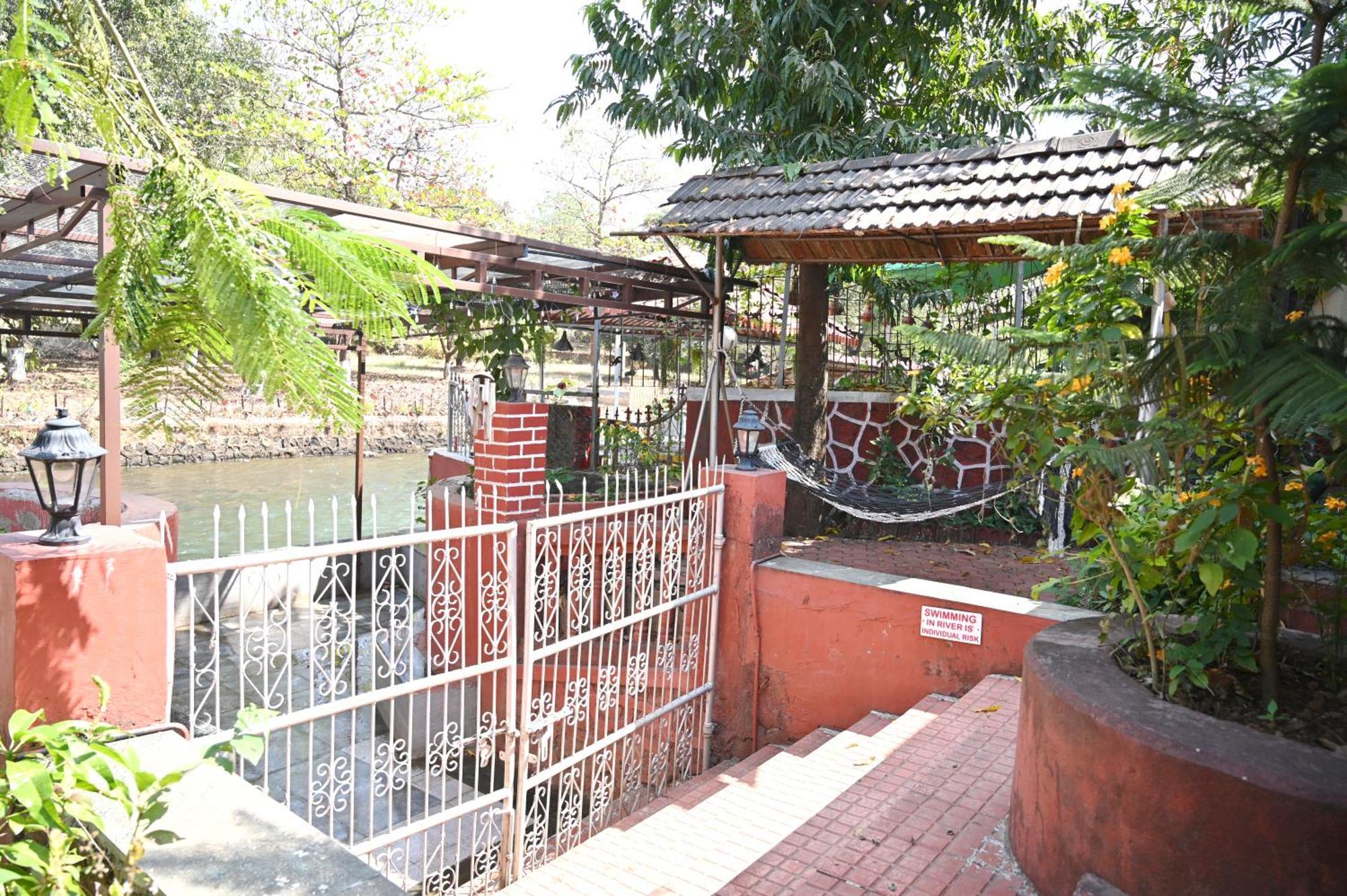 The Rippling Edge - River Front Property Karjat Exteriör bild